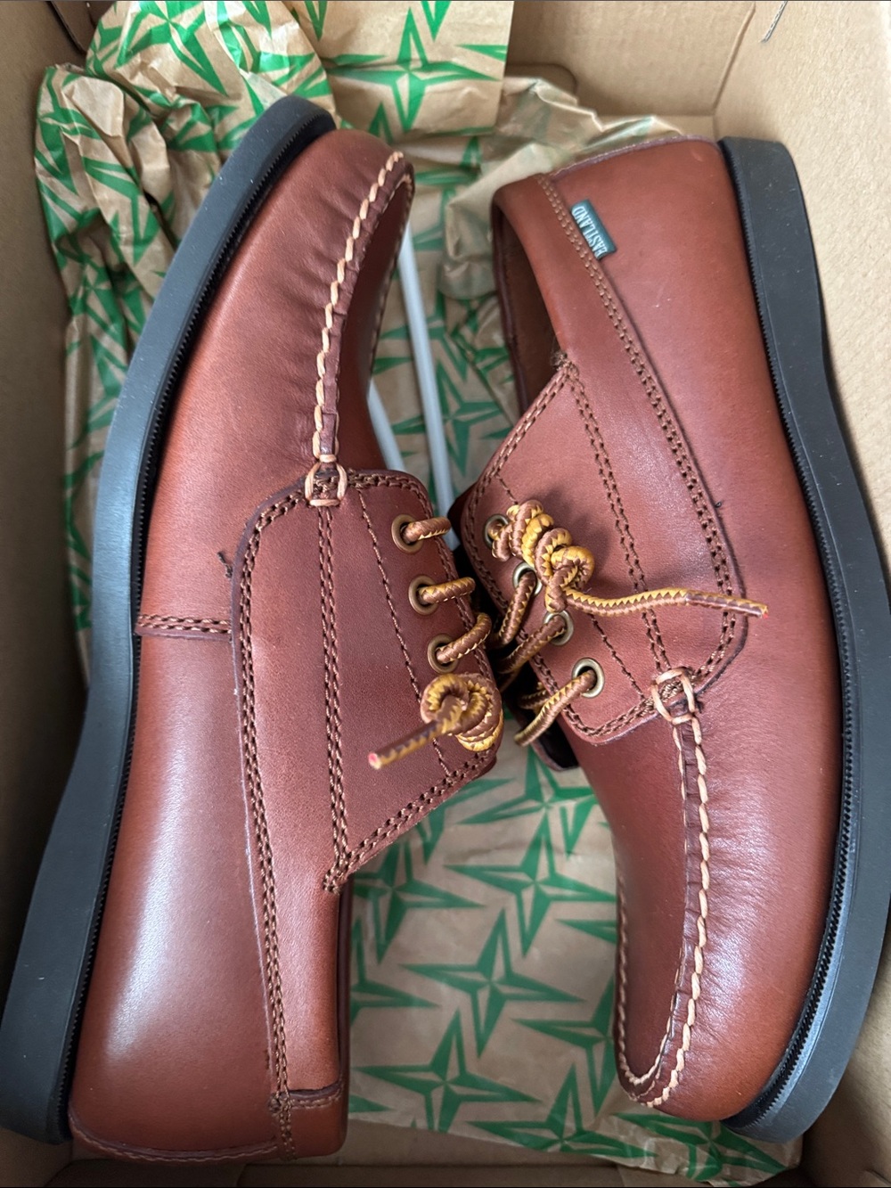 Eastland Brown Leather Men’s Boat Shoes with Black Sole